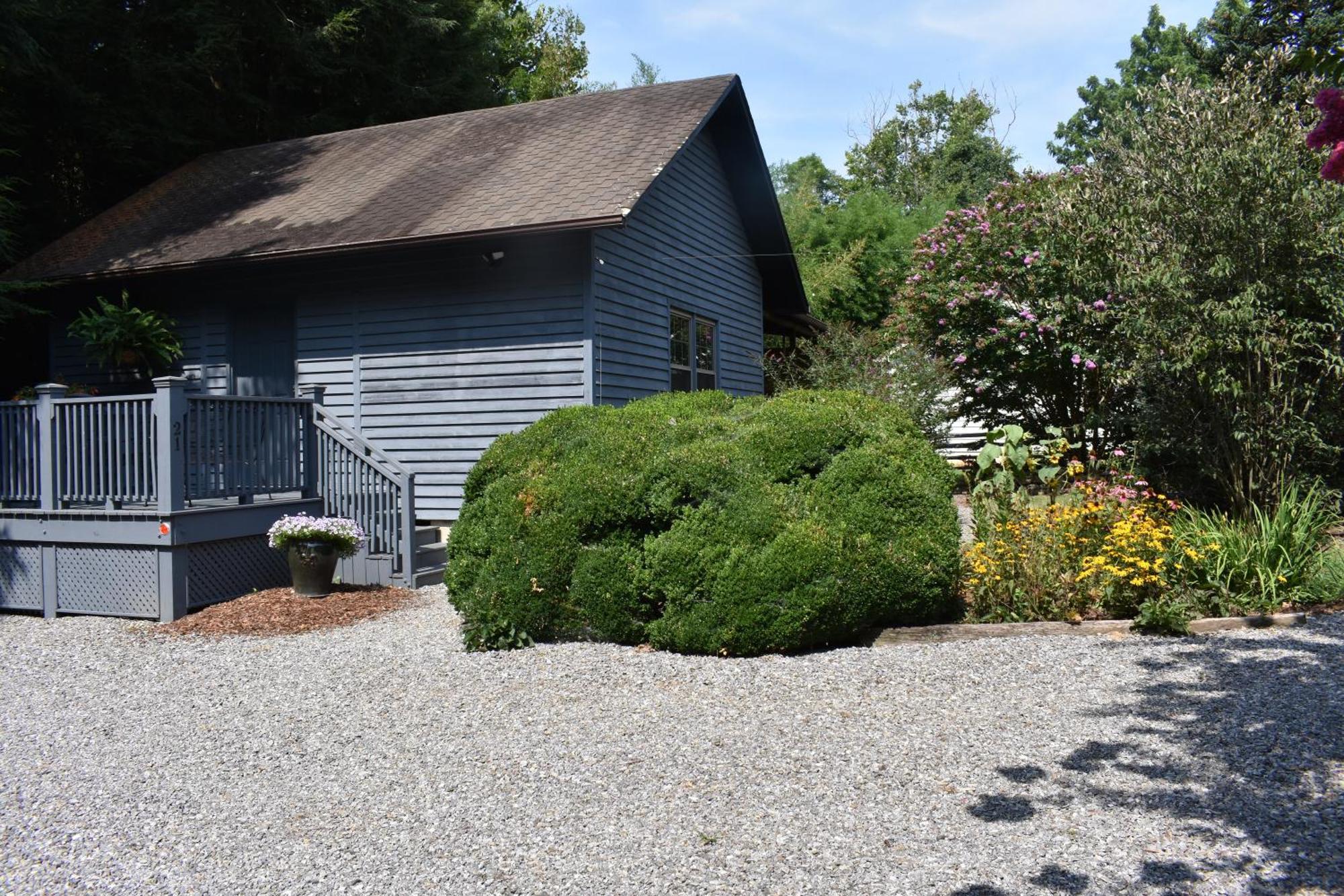 Restored1850S Log Cabin, With Gazebo And Gardens! 1 Mile To Downtown Weaverville Экстерьер фото